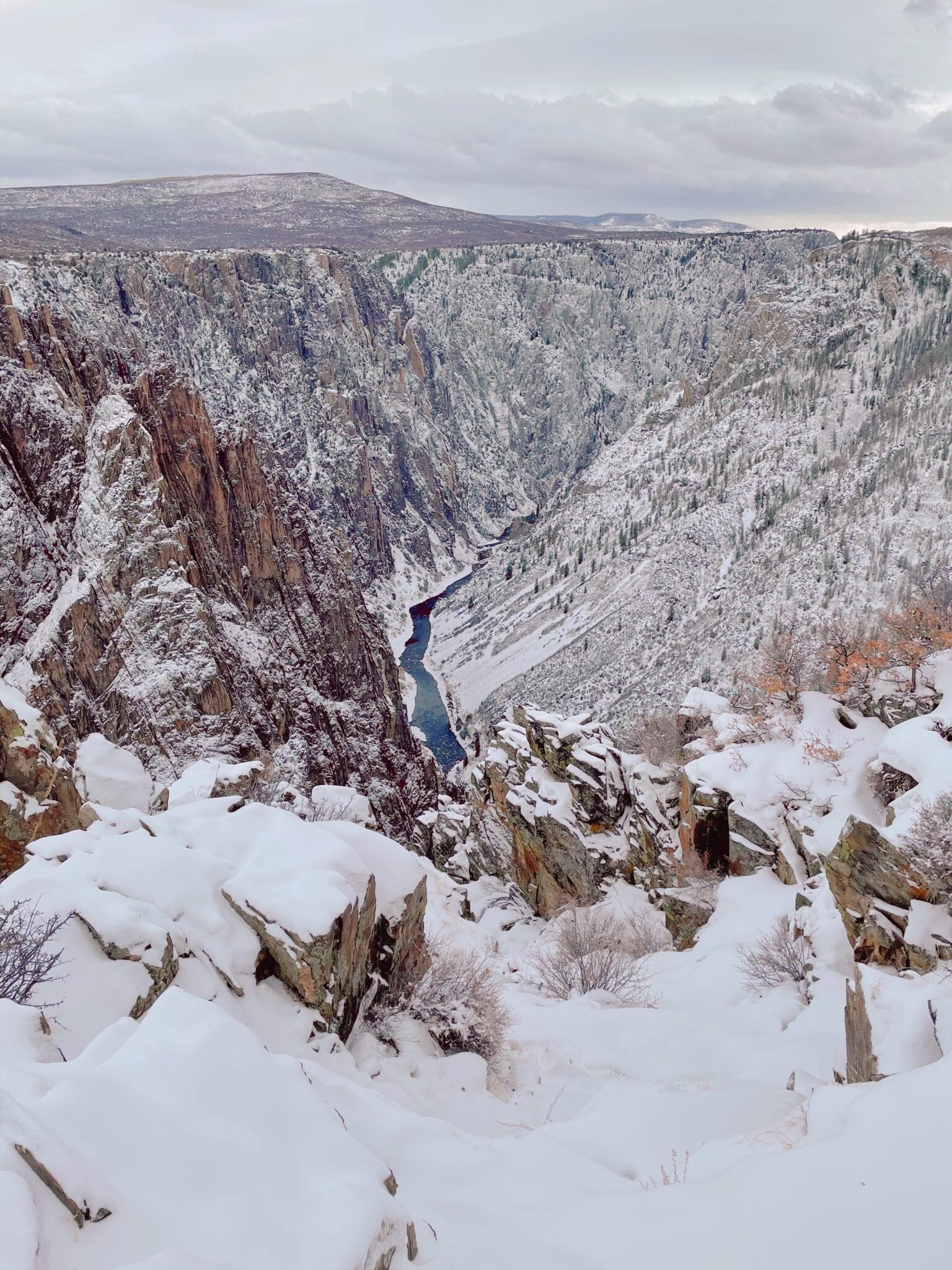 image of black canyon of the gunnison in the winter